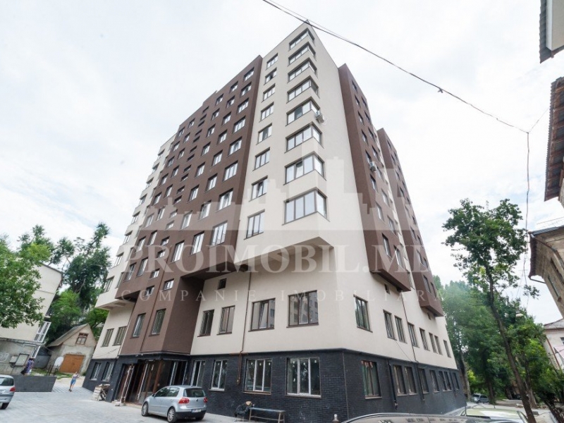 Vand  apartament cu 3 camere Chisinau, Rascani, A. DOGA 77m2